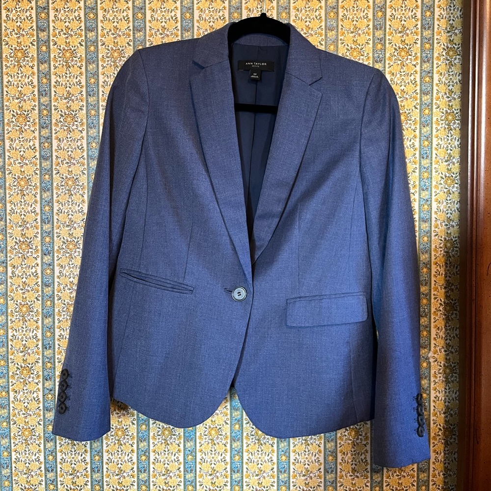 Ann Taylor The Petite One Button Blazer in Seaside